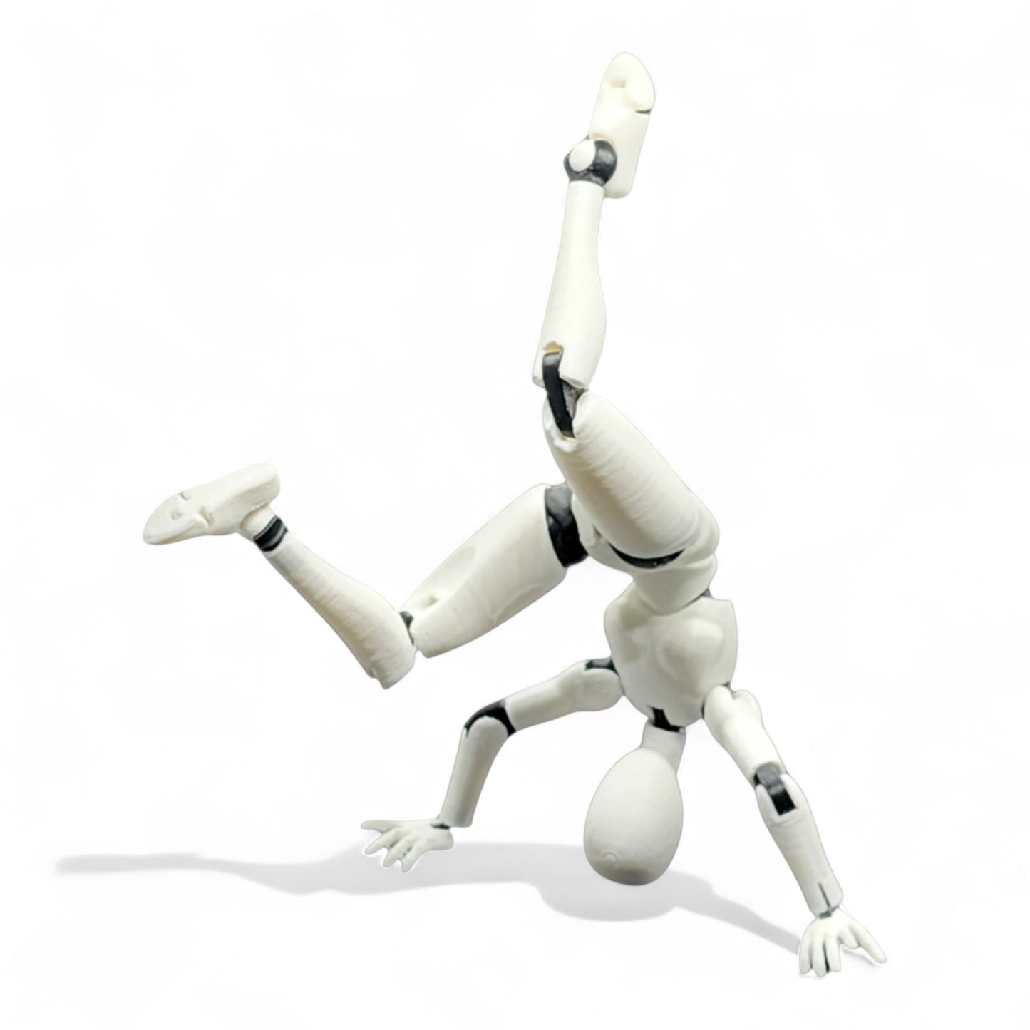 PAM – The Ultimate Poseable Model for Artists