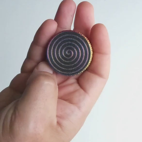 video demonstration of magnetic coin